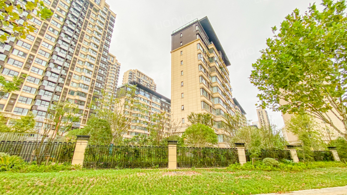 滨湖正荣府外景图