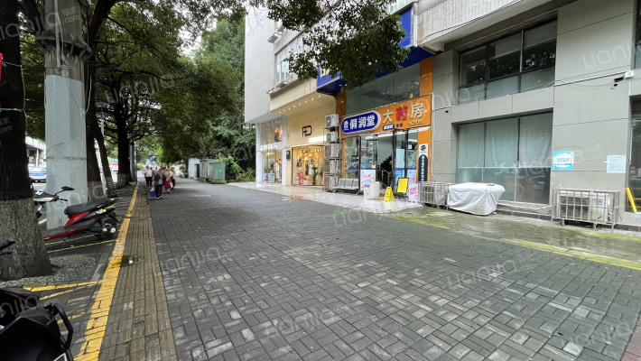 花溪大道北段127号外景图