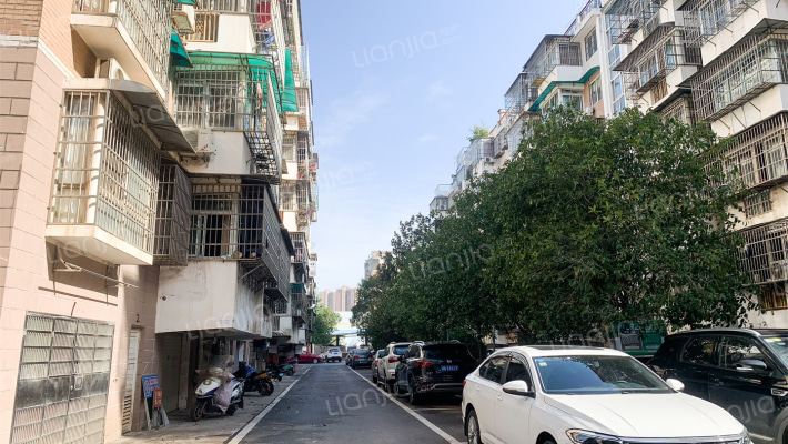 星邮小区外景图