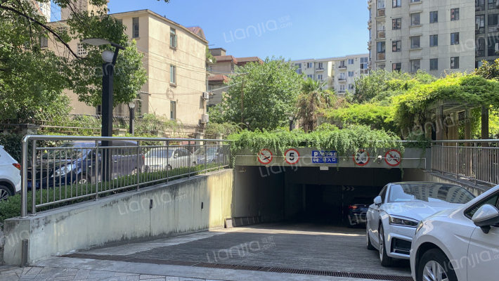 凯悦公寓外景图