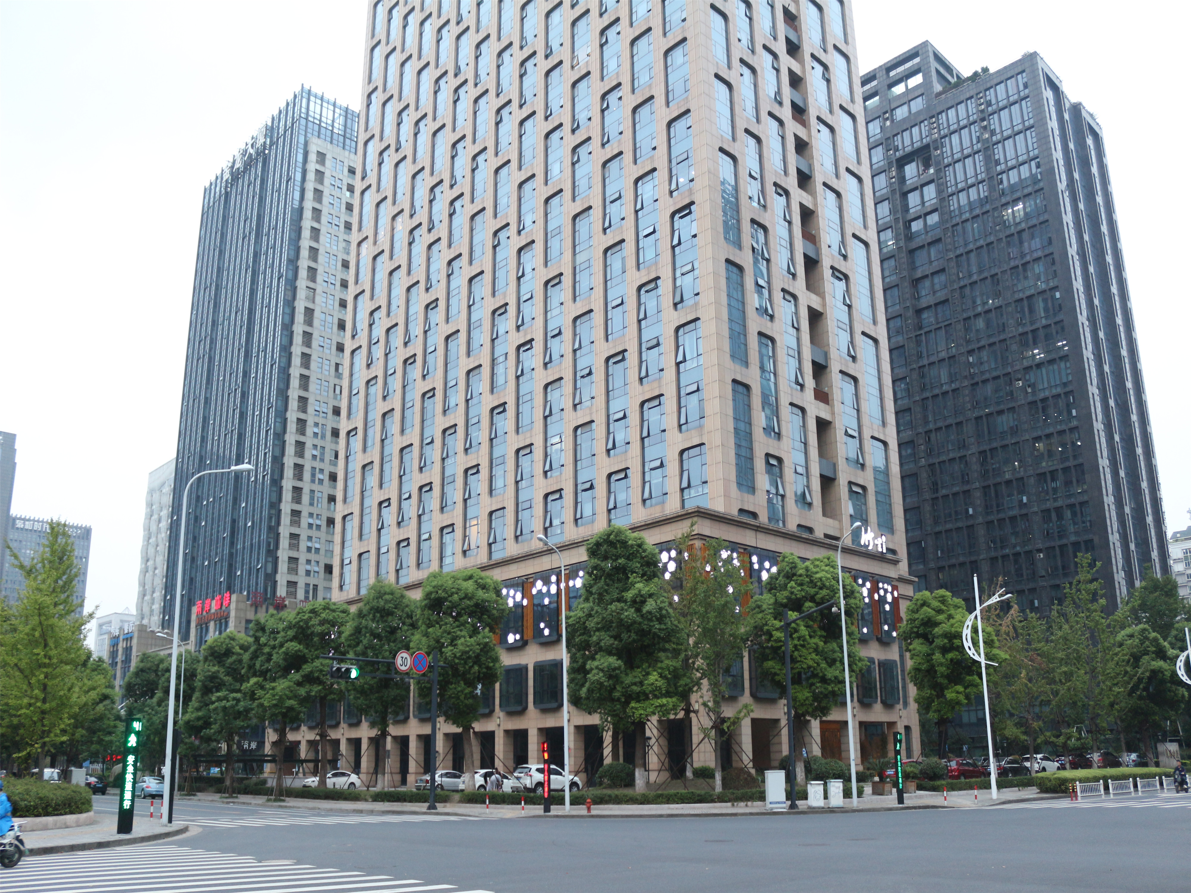 凯瑞金座小区实景 4