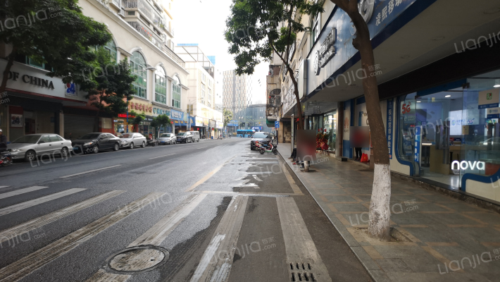 兴隆大厦外景图