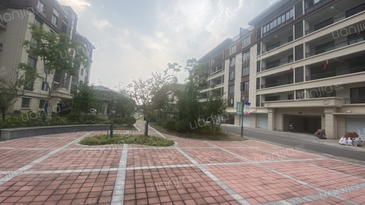 金山苑五区外景图