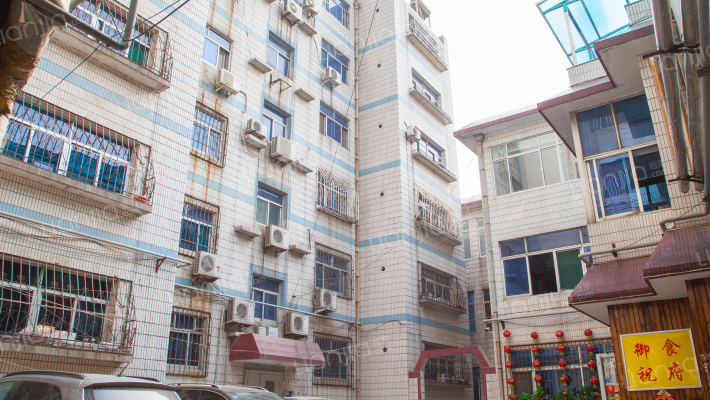 燕子山小区西路1号外景图