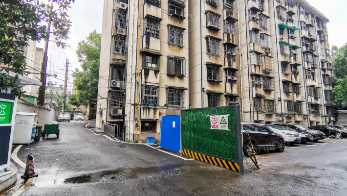 自来水公司宿舍外景图