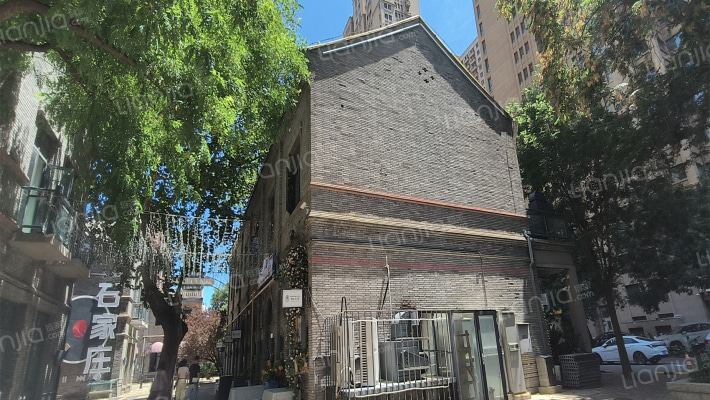 绿地中山里外景图