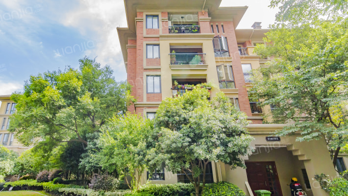 梵石花园外景图