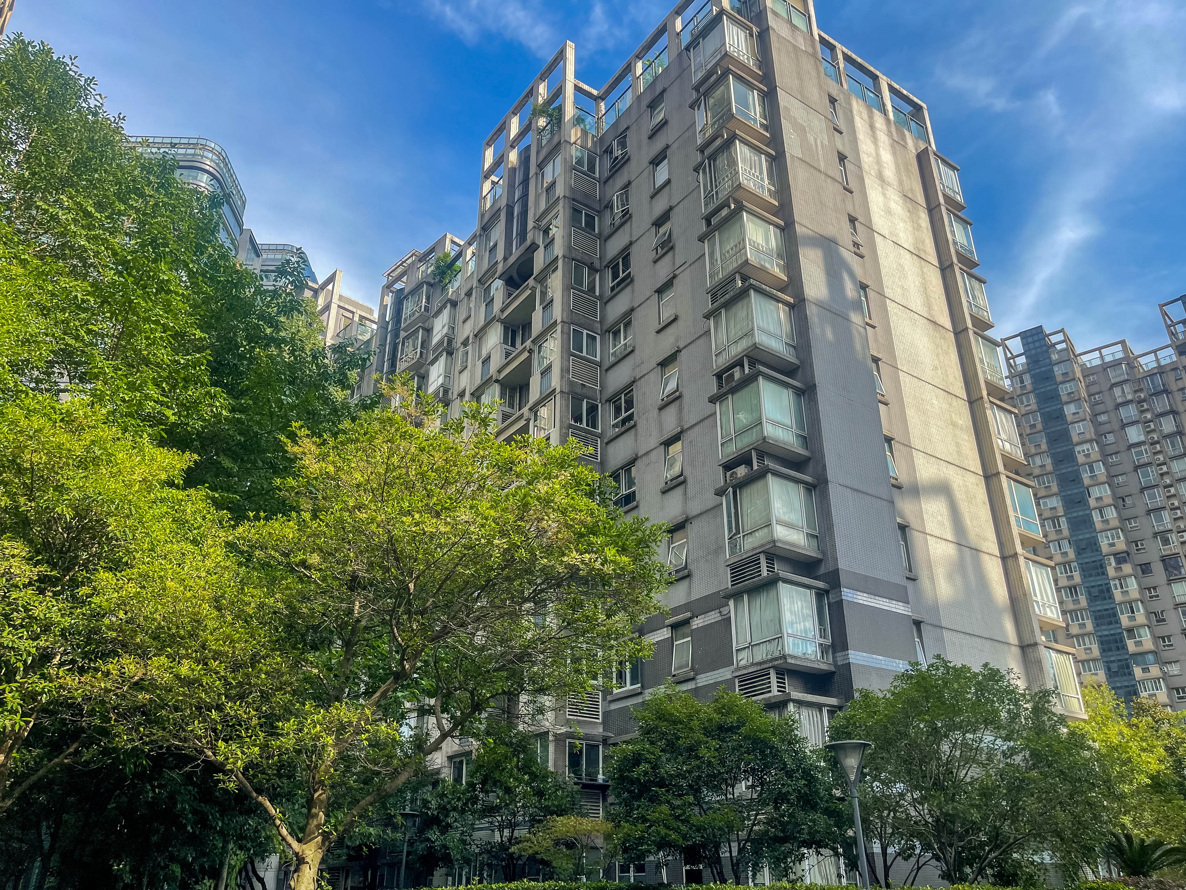 现代名苑小区实景 7