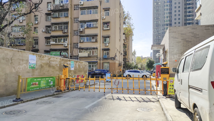 东方社区105街坊外景图