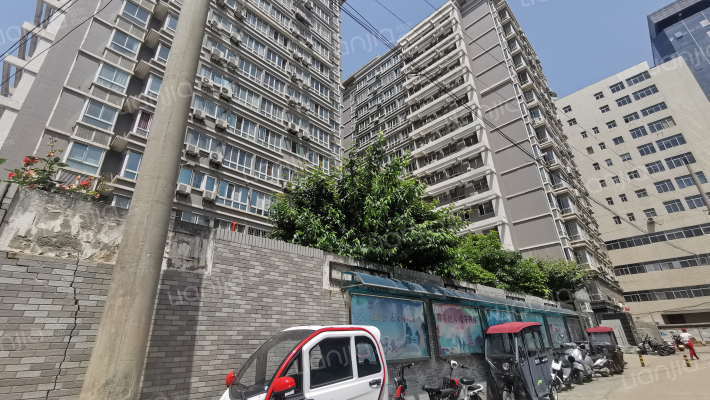 宏城國際公寓外景图