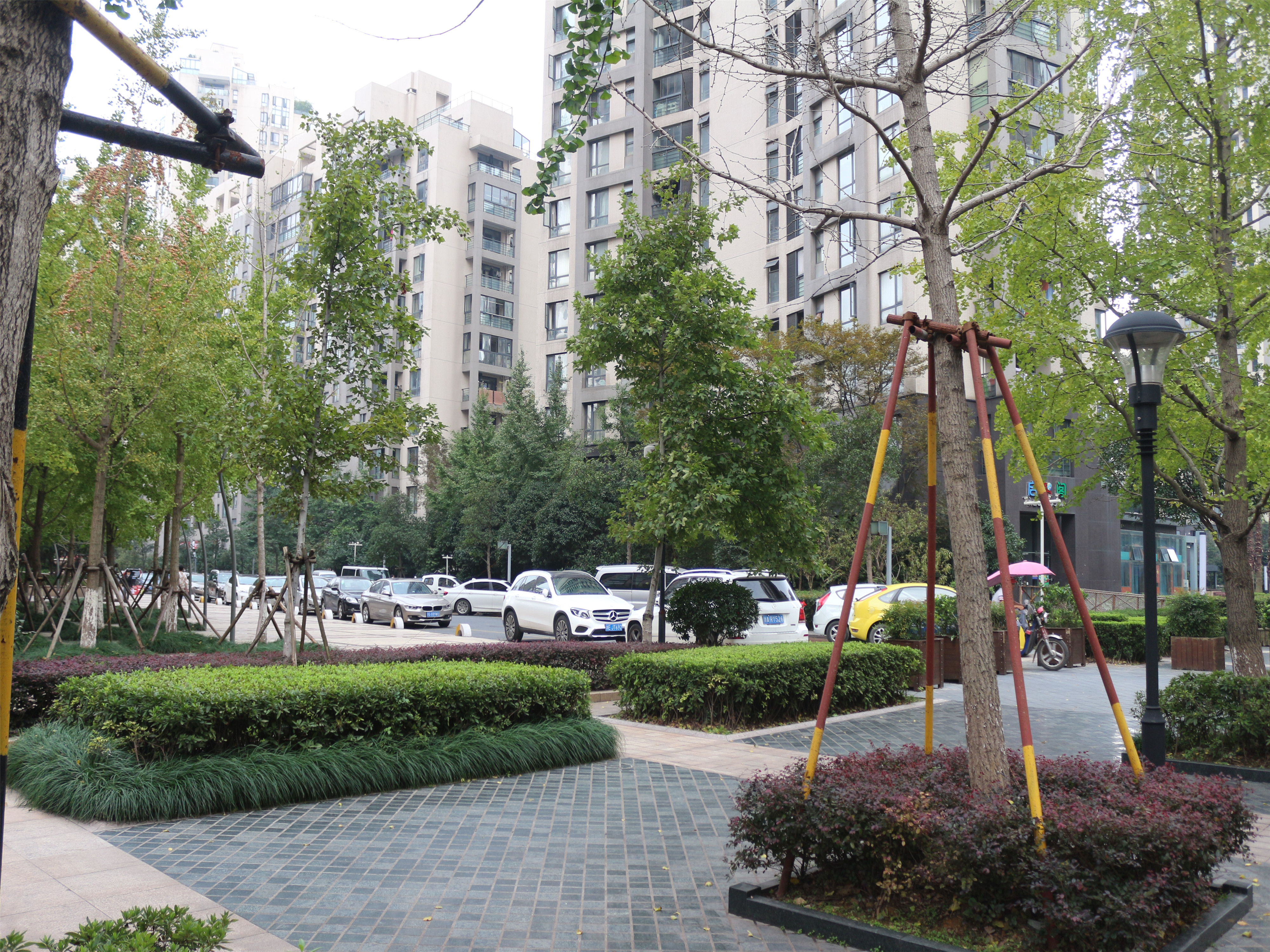 彩虹城小区实景 13