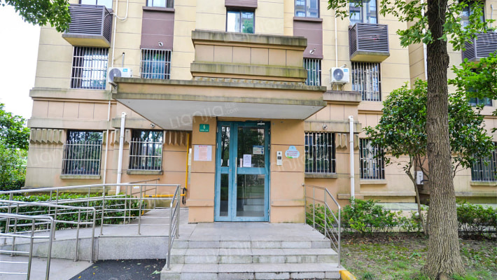 申亚乐庭外景图