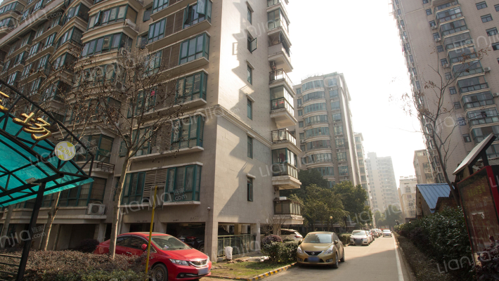 西湖庭苑外景图