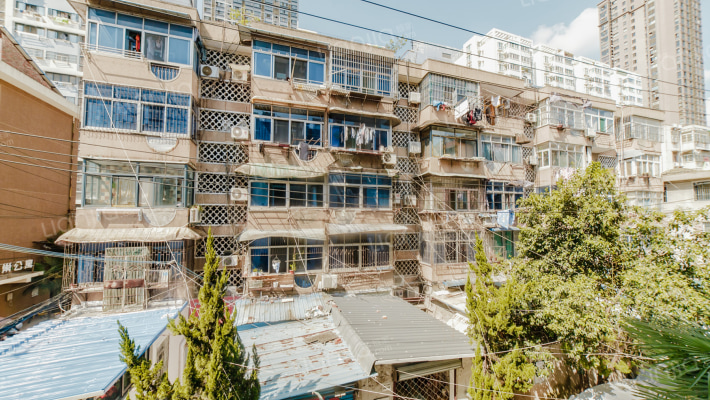 电影学校宿舍外景图