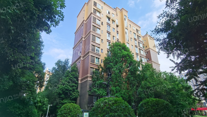 赛纳花苑外景图