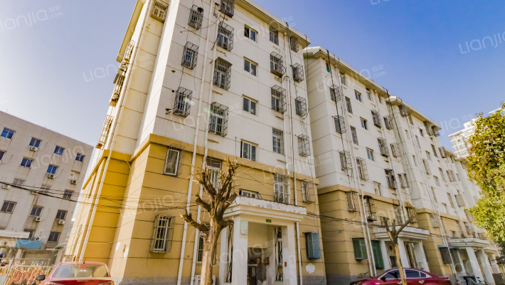 胜利北村外景图