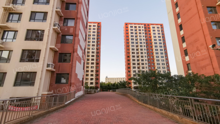 天玺瑞银壹品外景图