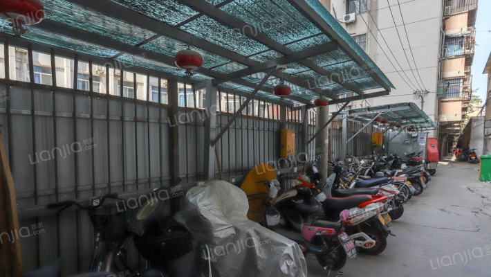 菜王西街18号外景图