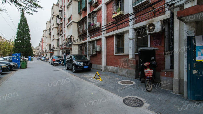 郑王坟141号院外景图