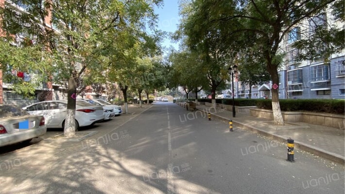 地恒春天外景图