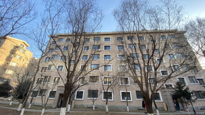 步阳江南甲第一期外景图