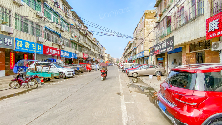 农贸大市场外景图