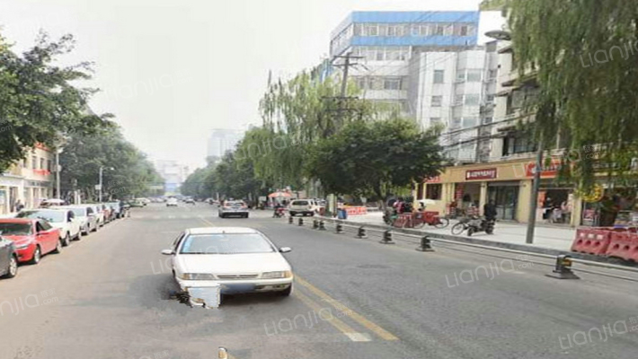 蓓蕾街18号外景图