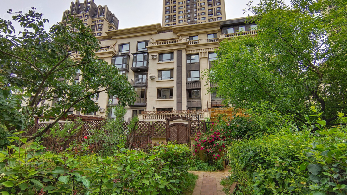 金地名京四期外景图