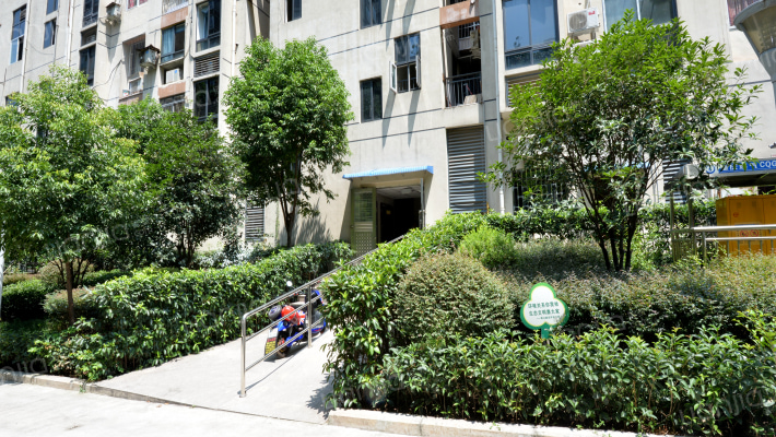 智睿星空外景图