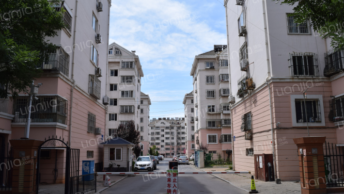 虎山花苑A区外景图