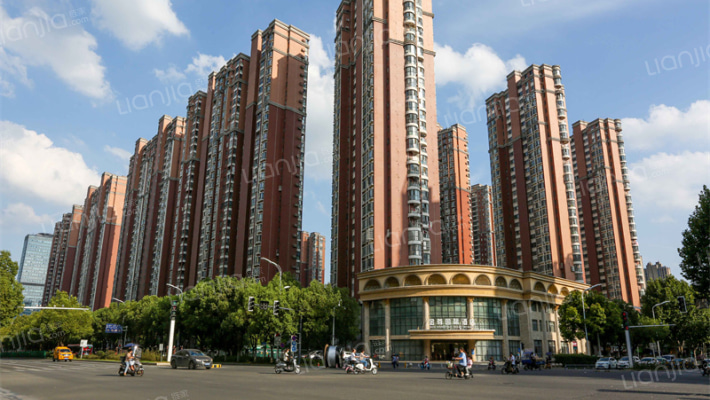 蓝鼎观湖苑外景图