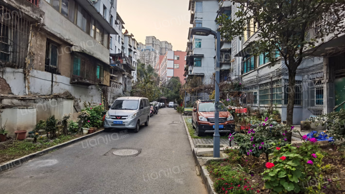 华峰二区外景图