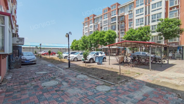 格兰庭苑外景图