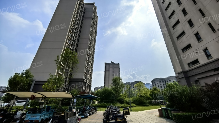 万科金域国际B区垣屏苑外景图