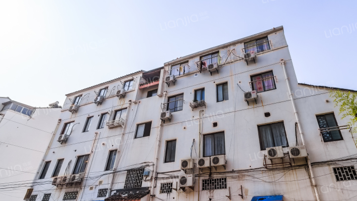 枫津大街小区外景图