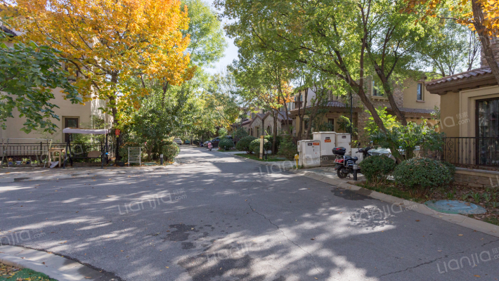龙湖香醍漫步一区外景图