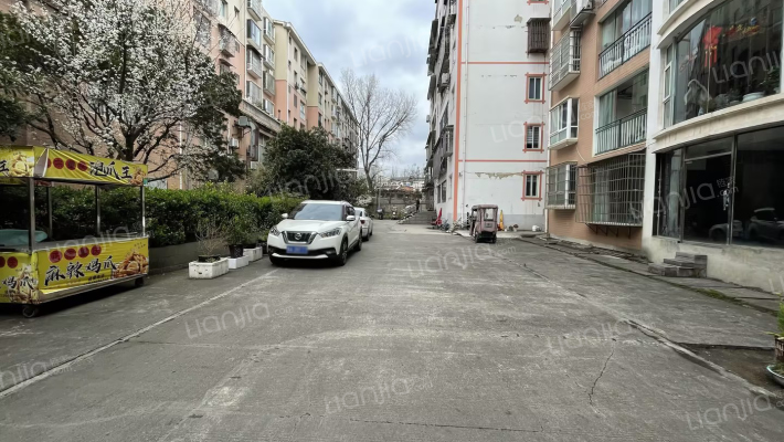 明河花园外景图