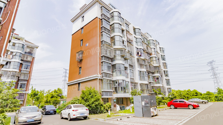 明星湾小区外景图