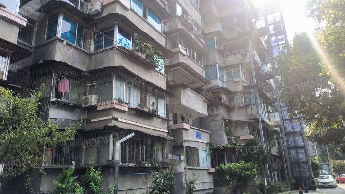 四川电力疗养院家属区外景图