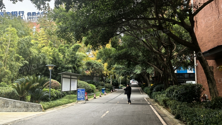 鼎峰动力港外景图