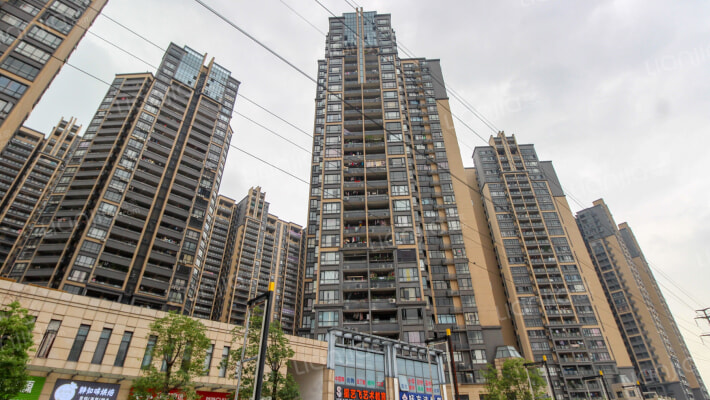 双城峰景外景图