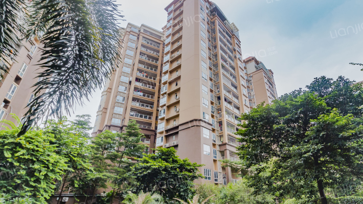 逸峻闲庭外景图