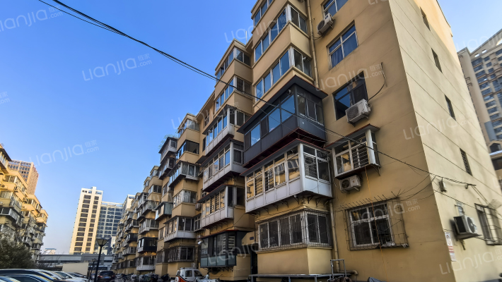 一印职工宿舍外景图