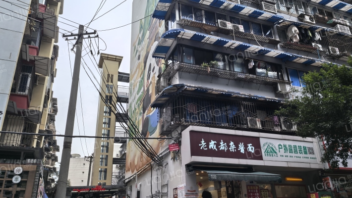 较场坝中街42号外景图