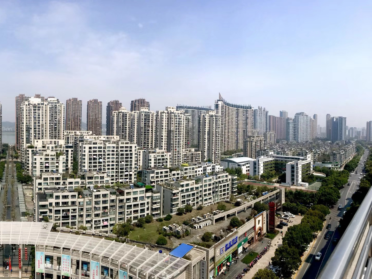 彩虹城小区实景 10
