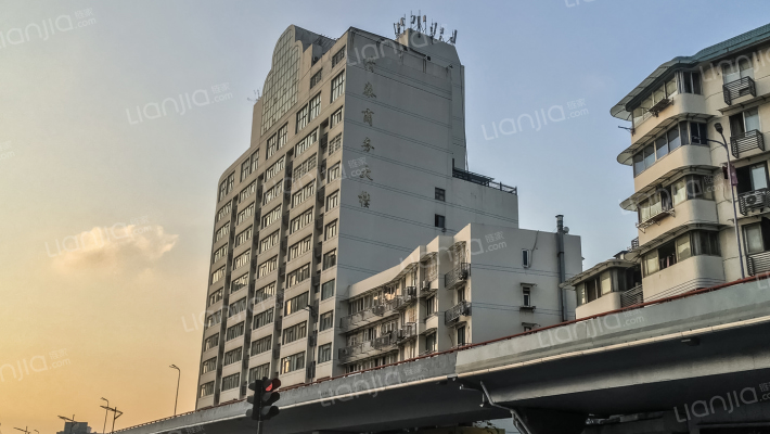 清泰商务大厦外景图