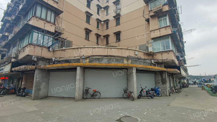 杨树浦路3021号外景图