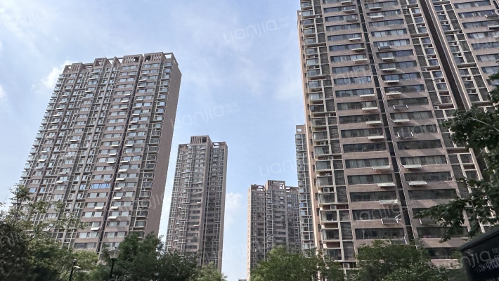 高速花园小区外景图