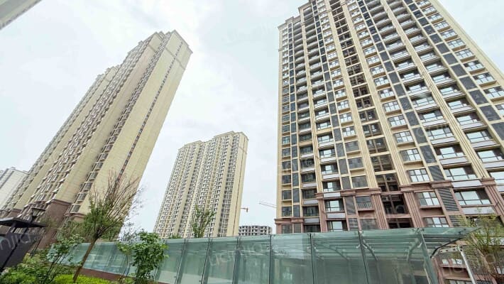 东方红家园外景图