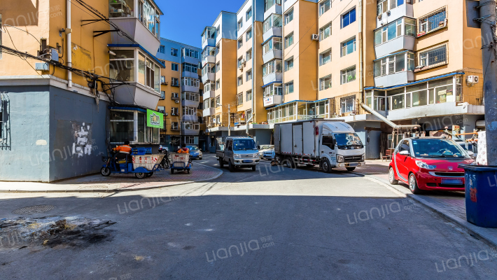 安达小区外景图